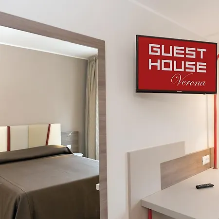 Guesthouse Verona Hotel 3*