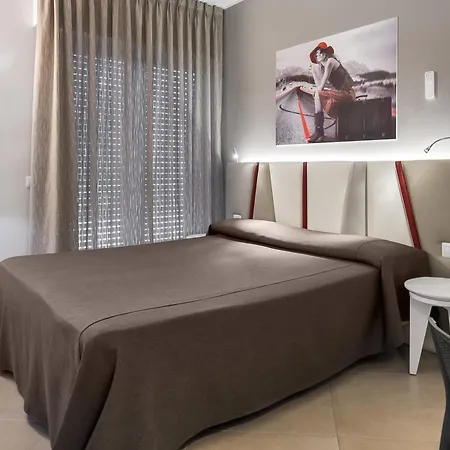 Hotel Guesthouse Verona 3*